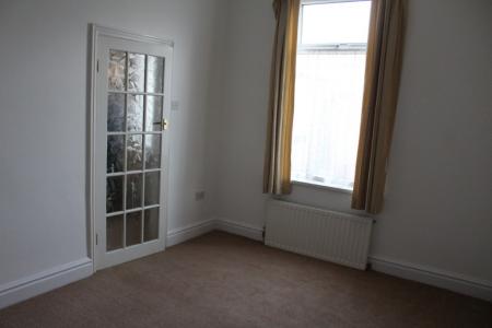 3 bedroom Cottage to let in Abingdon Street, Barnes, Sunderland, SR4