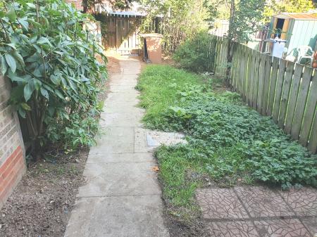 2 bedroom Terraced House to let in Mordey Close, Hendon, Sunderland, SR2