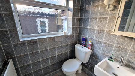 1 bedroom Cottage to let in Lily Street, Millfield, Sunderland, SR4
