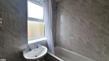 3 bedroom Terraced House to let in Hurstwood Road, Eden Vale, Sunderland, SR4