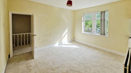 3 bedroom Flat to let in Alexandra Road, Ashington, NE63
