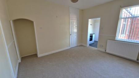 3 bedroom Flat to let in Alexandra Road, Ashington, NE63