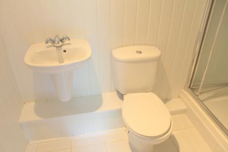 2 bedroom Flat to let in Queen Alexandra Rd, Ashbrooke, Sunderland, SR2