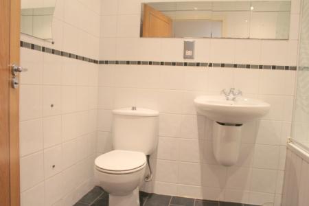 2 bedroom Flat to let in Queen Alexandra Rd, Ashbrooke, Sunderland, SR2