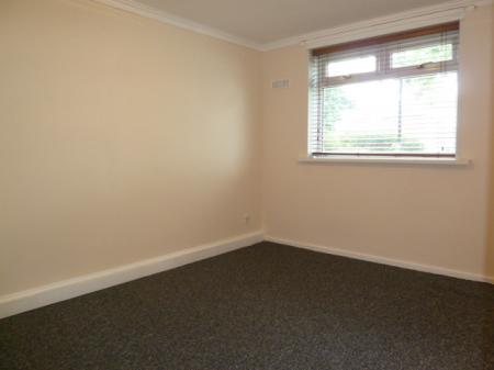 2 bedroom Flat to let in Membury Close, Moorside, Sunderland, SR3
