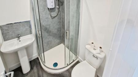 1 bedroom Flat to let in Egerton Street, Hendon, Sunderland, SR2