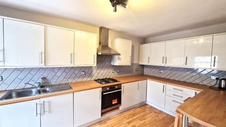 3 bedroom Flat to let in Norfolk Street, City Centre, Sunderland, SR1