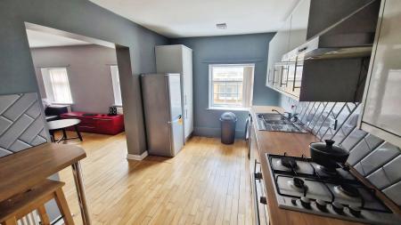 3 bedroom Flat to let in Norfolk Street, City Centre, Sunderland, SR1