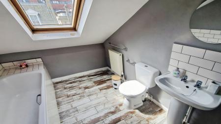 3 bedroom Flat to let in Norfolk Street, City Centre, Sunderland, SR1