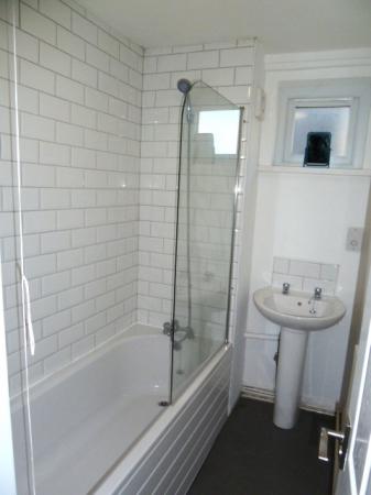 2 bedroom Flat to let in Bodlewell House, Hendon, Sunderland, SR1