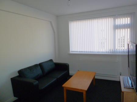 2 bedroom Flat to let in Bodlewell House, Hendon, Sunderland, SR1
