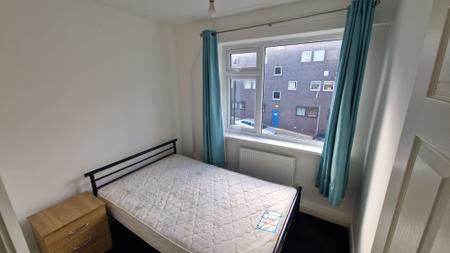 2 bedroom Flat to let in Bodlewell House, Hendon, Sunderland, SR1