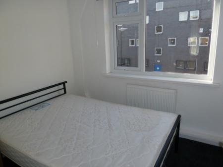 2 bedroom Flat to let in Bodlewell House, Hendon, Sunderland, SR1