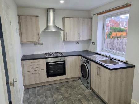 2 bedroom Terraced House to let in St Lucia Close, Hendon, Sunderland, SR2