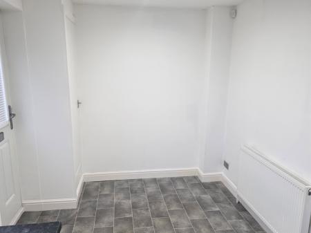 2 bedroom Terraced House to let in St Lucia Close, Hendon, Sunderland, SR2