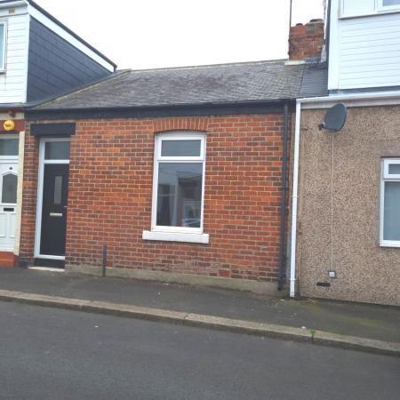 2 bedroom Cottage to let in Wilfred Street, Pallion, Sunderland, SR4