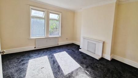2 bedroom Flat to let in Eden House Road, Eden Vale, Sunderland, SR4