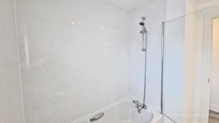 2 bedroom Flat to let in Thornholme Road, Ashbrooke, Sunderland, SR2