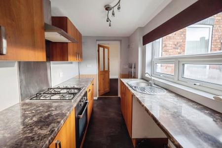 2 bedroom Cottage to let in Stratfield Street, Pallion, Sunderland, SR4