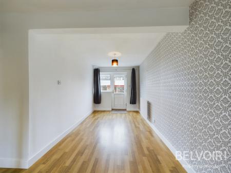 3 bedroom Town house to let in Fairfield Court, Stafford, ST16