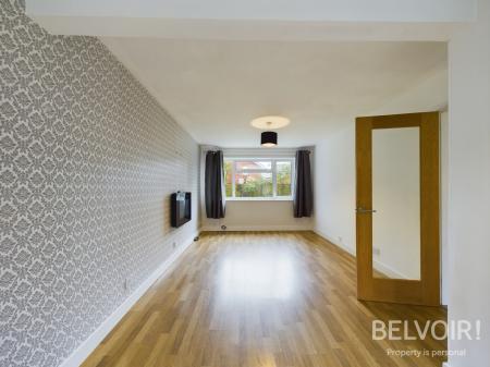 3 bedroom Town house to let in Fairfield Court, Stafford, ST16