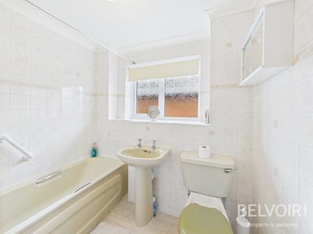 4 bedroom Detached house for sale in Chestnut Close, Stafford, ST18