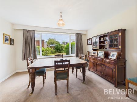 4 bedroom Detached house for sale in Diamond Ridge, Barlaston, ST12