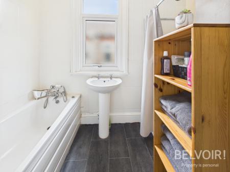 3 bedroom Town house for sale in Liverpool Road, Newcastle Under Lyme, ST5