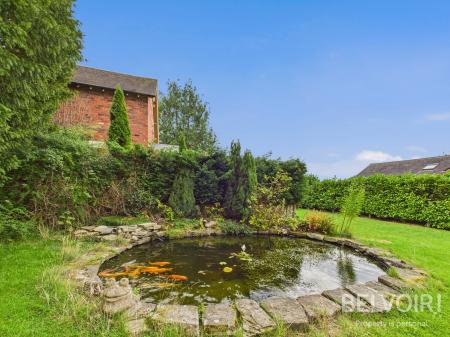 6 bedroom Detached house for sale in Moss Lane, Yarnfield, Stone, ST15