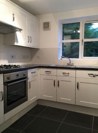 2 bedroom Flat for sale in Oulton Road, Stone, ST15