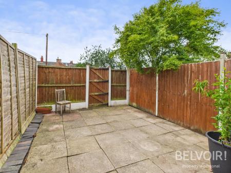 2 bedroom Terraced House for sale in Tunley Street, Stone, ST15