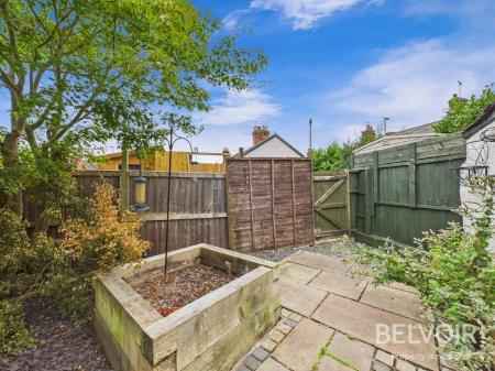 2 bedroom Terraced House for sale in Tunley Street, Stone, ST15