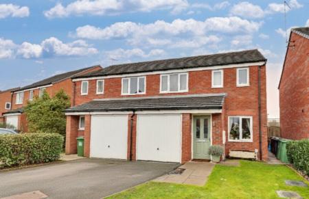 Fieldhouse Way, Stafford, ST17