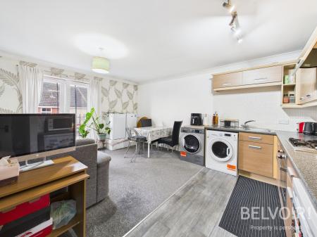 2 bedroom Flat for sale in Archers Walk, Trent Vale, Stoke On Trent, ST4