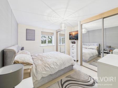 6 bedroom Detached house for sale in Rutland Close, Yarnfield, Stone, ST15