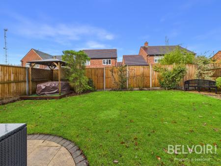 6 bedroom Detached house for sale in Rutland Close, Yarnfield, Stone, ST15