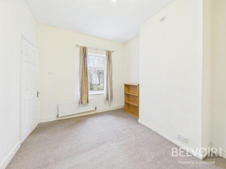 2 bedroom Terraced House for sale in West Brampton, Newcastle Under Lyme, ST5