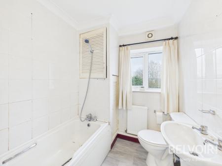 1 bedroom Flat for sale in Manor Rise, Walton, Stone, ST15