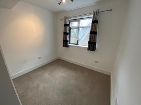 1 bedroom Flat to let in Tixall Road, Littleworth, Stafford, ST16