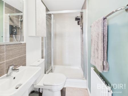 4 bedroom Detached house to let in Burbank Burrow, Stafford, ST16