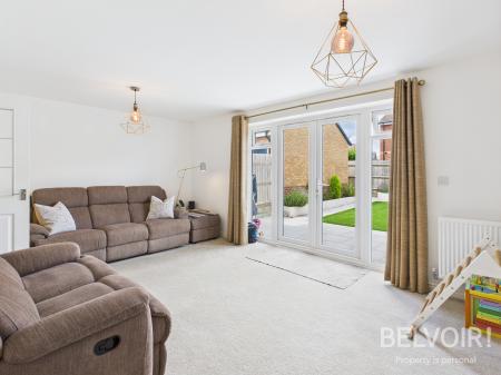 4 bedroom Detached house to let in Burbank Burrow, Stafford, ST16