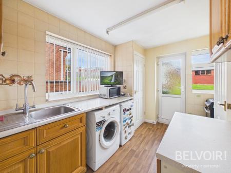 3 bedroom Semi-detached bungalow for sale in Mount Avenue, Stone, ST15