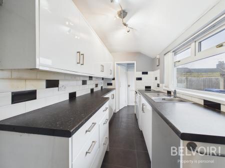 2 bedroom Terraced House for sale in Harrison Street, Newcastle Under Lyme, ST5