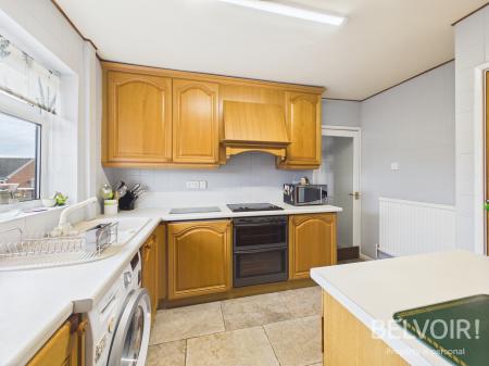 2 bedroom Bungalow for sale in Blythe Avenue, Meir Heath, Stoke On Trent, ST3