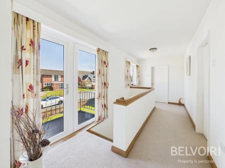 4 bedroom Detached house for sale in Diamond Ridge, Barlaston, ST12