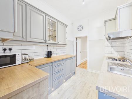 5 bedroom Terraced House for sale in Princes Road, Stoke On Trent, ST4