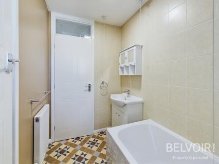 2 bedroom End of terrace house to let in Astoria Drive, Stafford, ST17