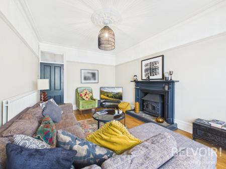 4 bedroom Terraced House for sale in Lower Oxford Road, May Bank, Newcastle Under Lyme, ST5