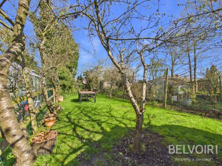 4 bedroom Terraced House for sale in Lower Oxford Road, May Bank, Newcastle Under Lyme, ST5