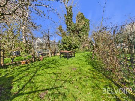 4 bedroom Terraced House for sale in Lower Oxford Road, May Bank, Newcastle Under Lyme, ST5